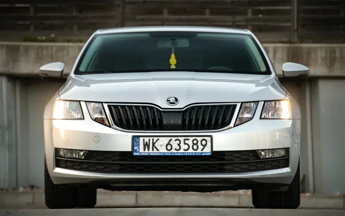 mazowieckie Skoda Octavia cena 39999 przebieg: 200000, rok produkcji 2018 z Płock